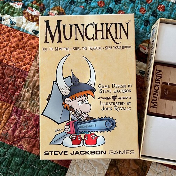 Munchkin Card Game - Picture 1 of 4
